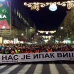 Protest i šetnja za Ivanovića: Sveće na Slaviji i ispred Hrama (VIDEO, FOTO) 2 Protest i šetnja za Ivanovića: Sveće na Slaviji i ispred Hrama (VIDEO, FOTO) 2