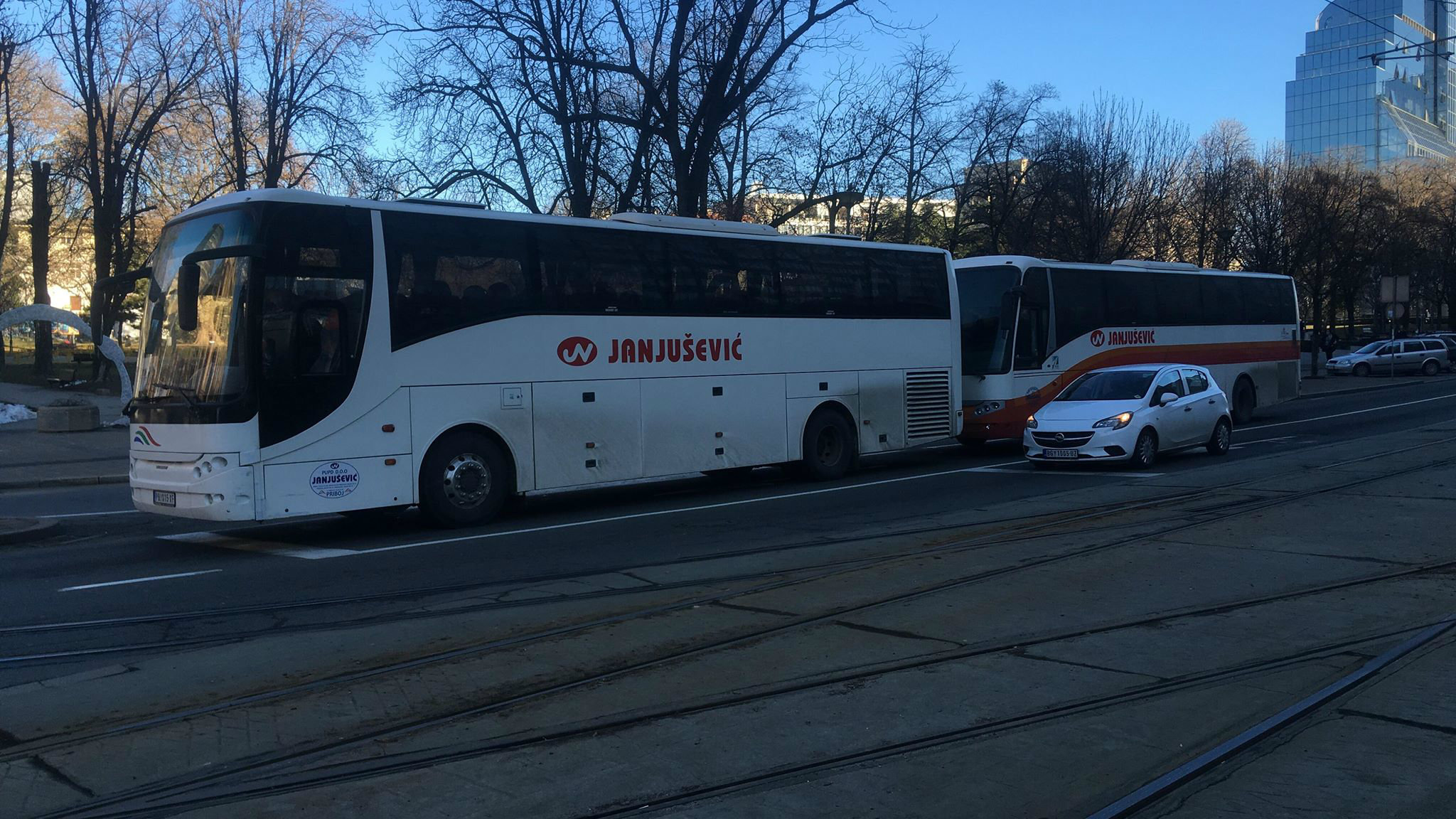 Autobuski prevoznici otkazali prevoz Paraćinaca na protest u Beogradu 1