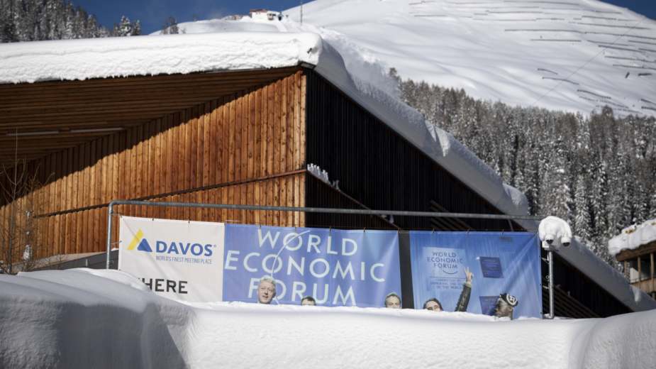 Davos bez Trampa i Makrona, uz šampanjac i brigu za siromašne 1
