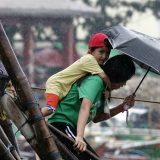 Najmanje 16 mrtvih u naletu tajfuna na Filipinima 14