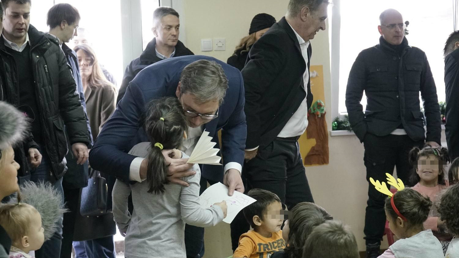 Vučić: Gradiće se novi objekat za decu u Zvečanskoj 1