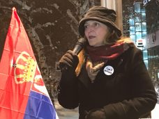 foto, protest 1 od 5 miliona 5, profesorka tatjana paunovic, autor vesna torovic Više hiljada građana u Nišu na protestu "1 od 5 miliona" (VIDEO, FOTO) 5