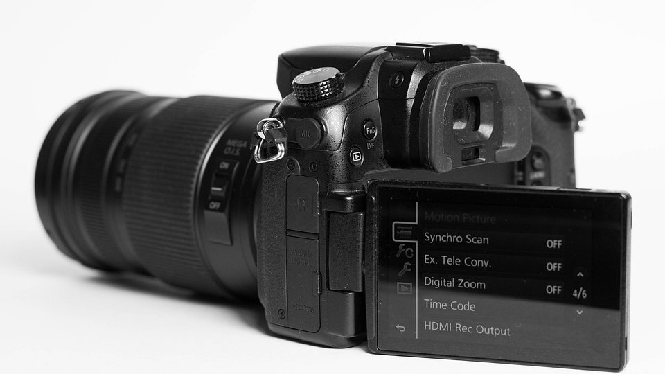 Otvaranje Beogradskog meseca fotografije 8. maja u Kući legata i bioskopu Balkan 1