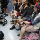 Njujorčani sutra pozvani da se voze metroom bez pantalona 5