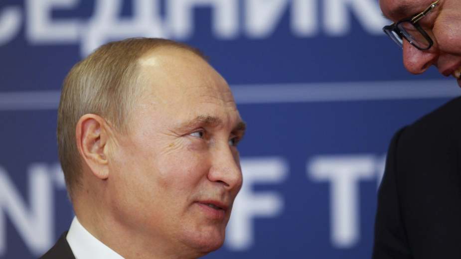 Vučić ispratio Putina 1