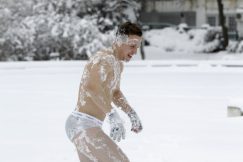 Trka u donjem vešu u Beogradu na minus tri stepena (FOTO) 5