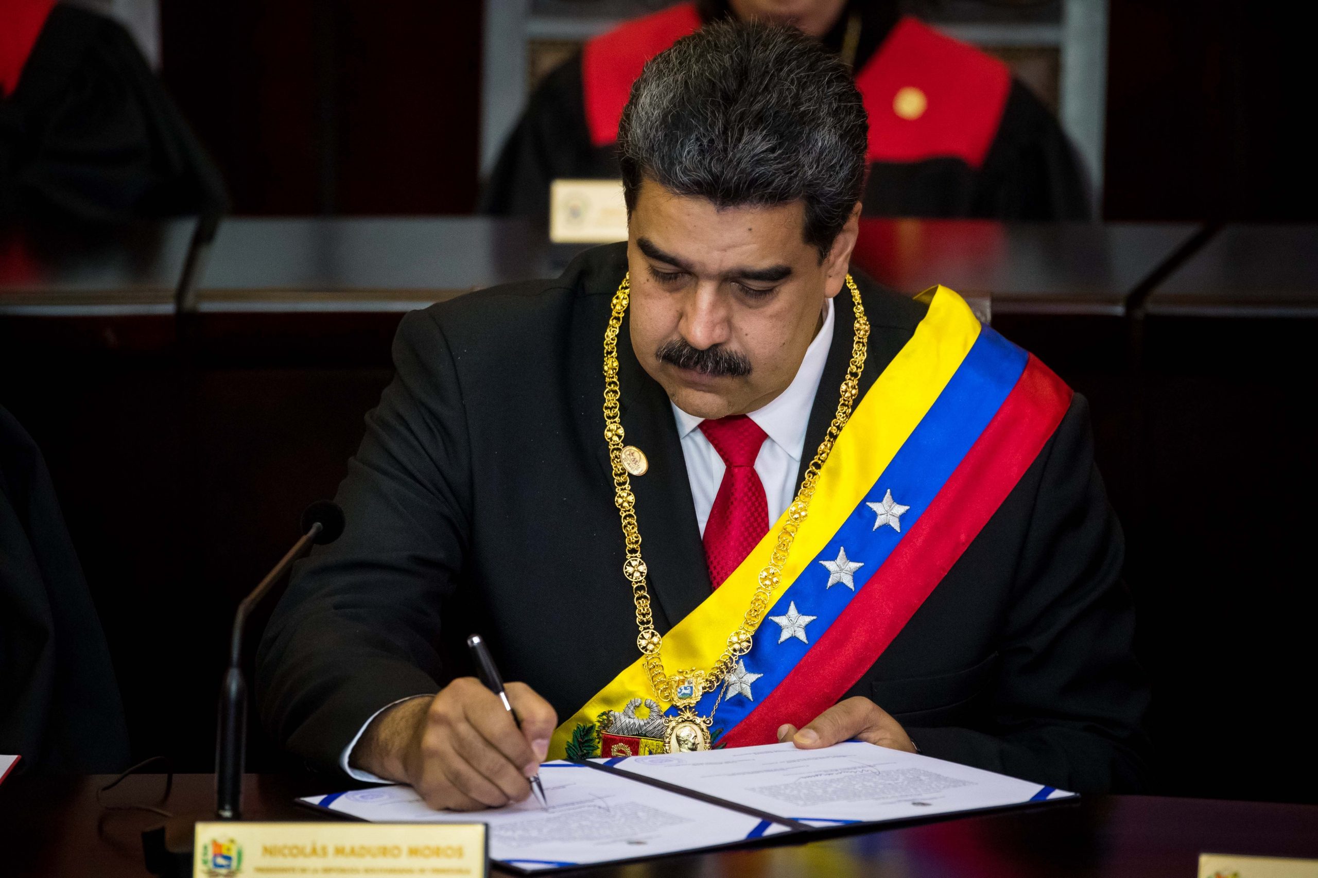 Počeo Madurov drugi mandat, SAD prete da će pojačati pritisak 1