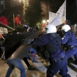 Grčka policija bacila suzavac na demonstrante 2