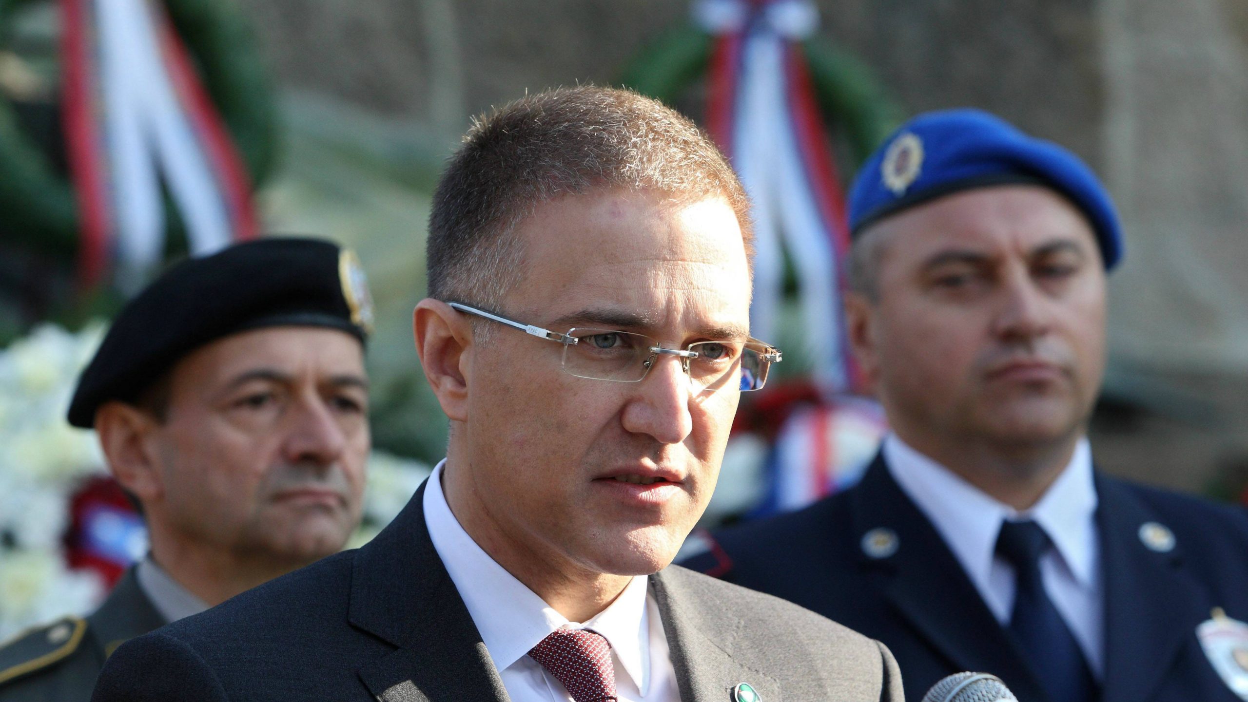 Stefanović: Kazniti sve koji su danas napali policijske službenike 1