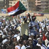 Sudanski general obećao iskorenjivanje režima 5
