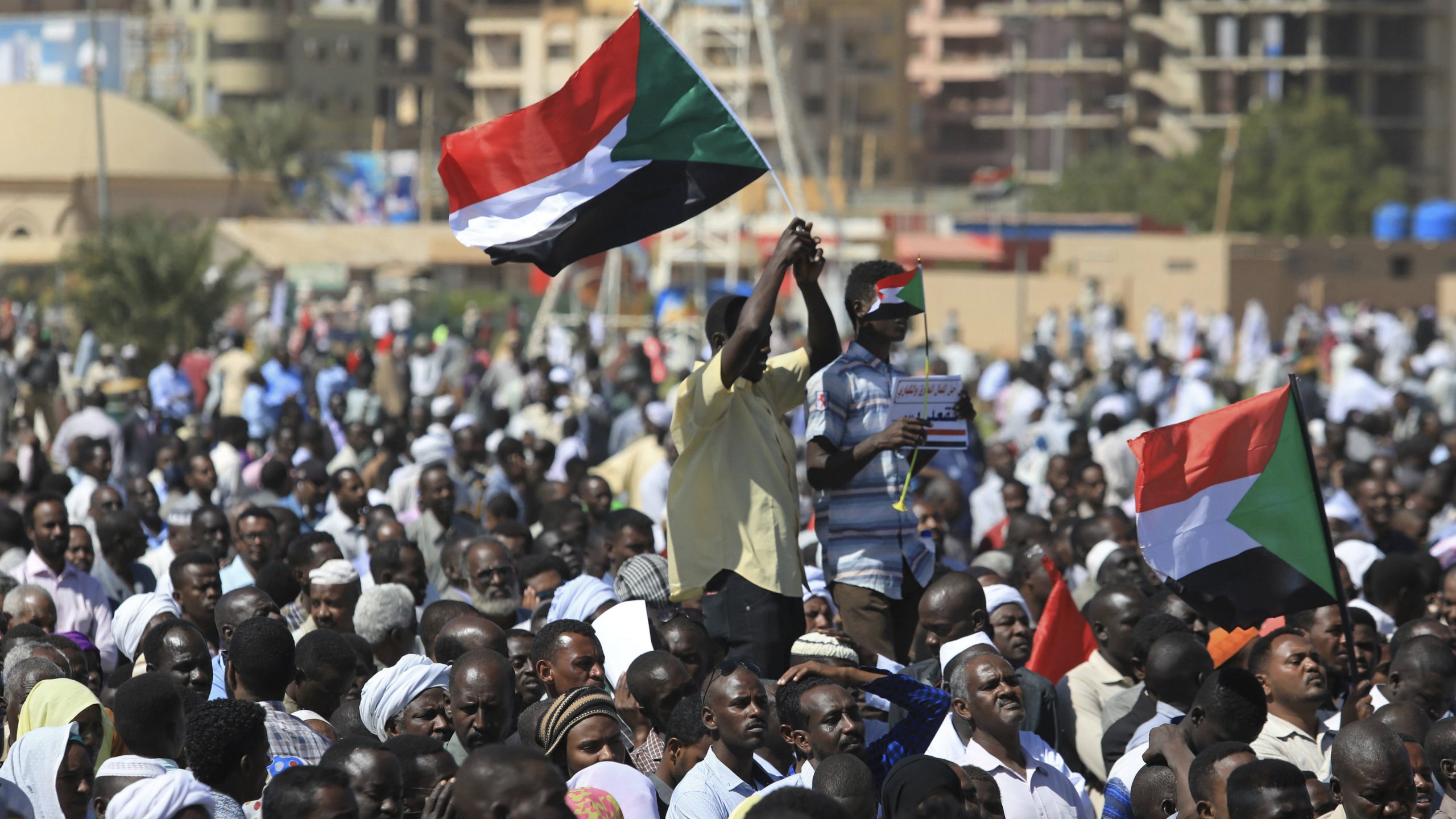 Devet Sudanki osuđeno na bičevanje zbog učešća na antivladinim protestima 1