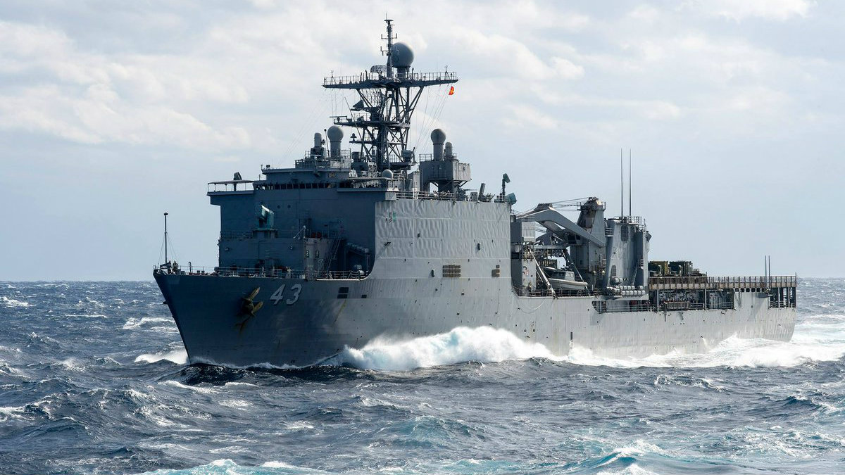 Američki desantni brod krenuo u Crno more 1