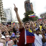 Rusija osudila američke sankcije Venecueli 3