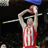 Ubedljiva pobede Zvezde 15