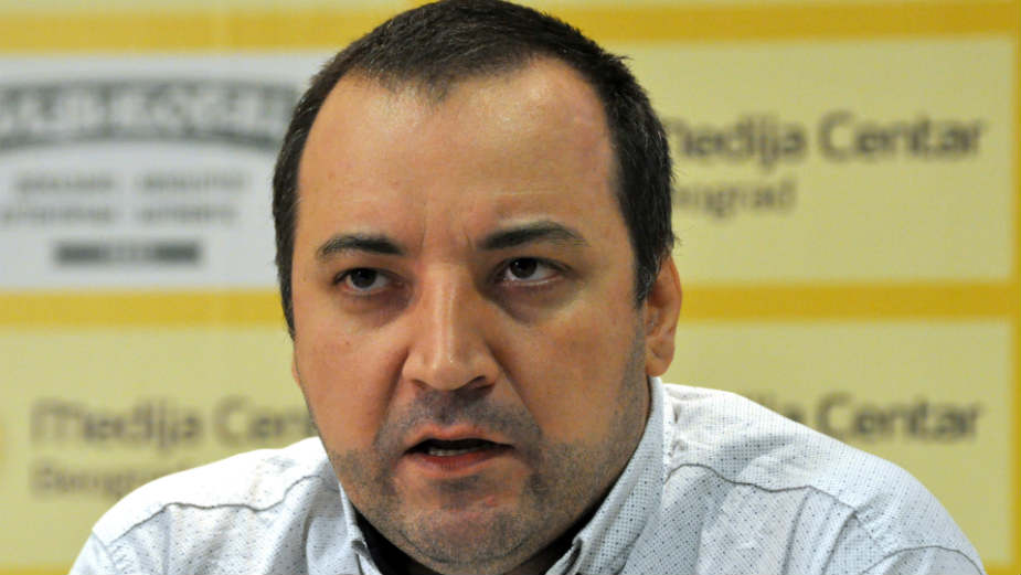 Vučićeva poruka preuzeta iz priručnika za diktatore 1