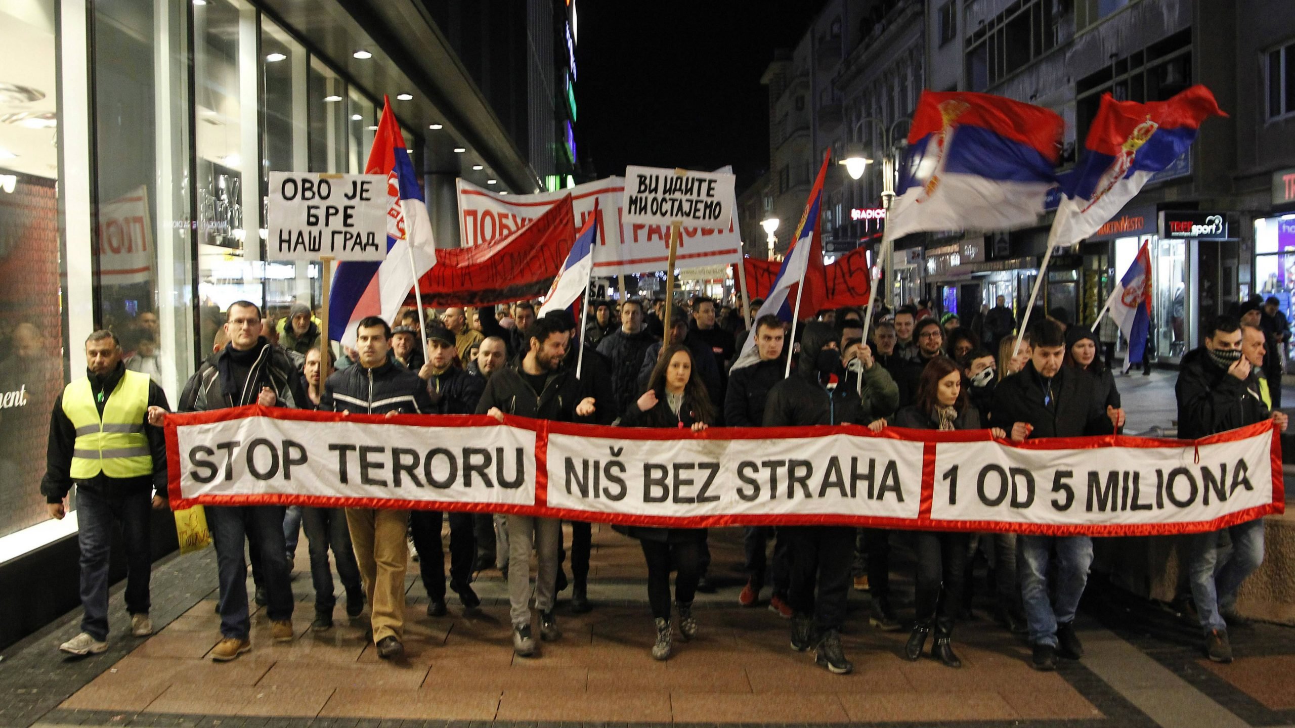 Boško Obradović govornik na protestu "1 od 5 miliona" u Nišu 12. aprila 1