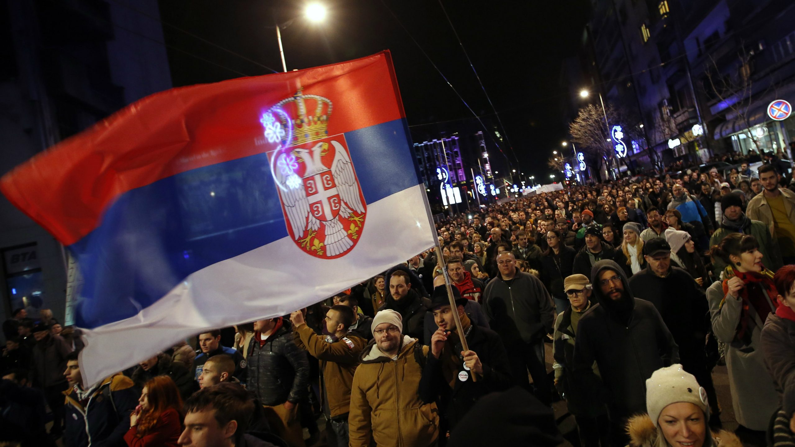 Da li vlast vešalima sabotira protest? 1