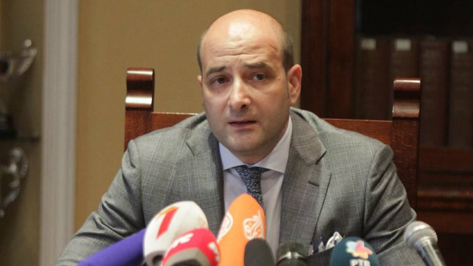 Istrage napada na advokate stoje u mestu 1