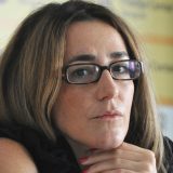 Premijerka kao bejbisiterka 5