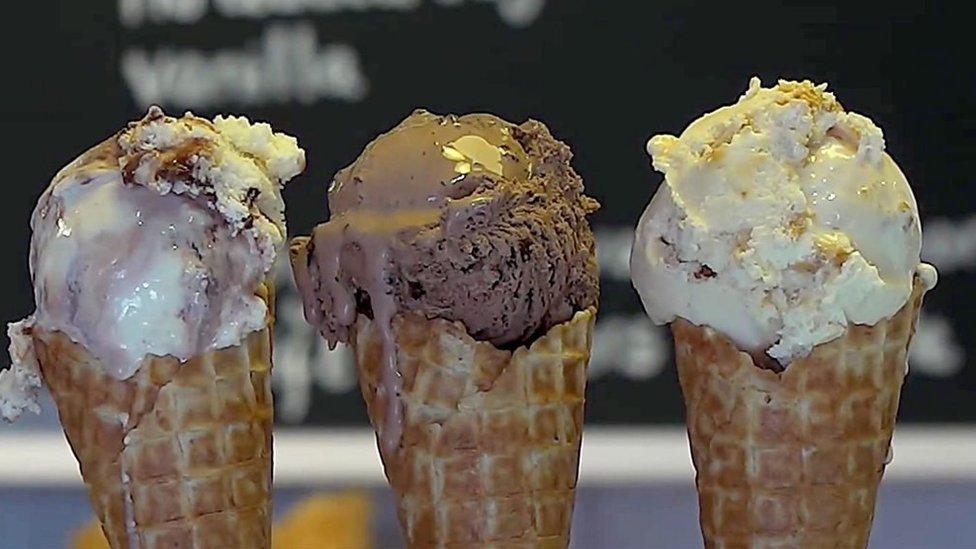 tri korneta sladoleda
