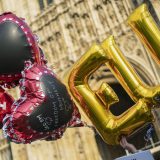 Terezi Mej preti velika "pobuna" 7