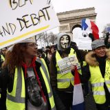 Žuti prsluci zaslužili "antirazbijački zakon" 7