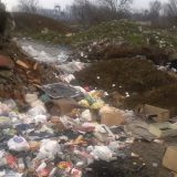 Deca na inhalatorima, voda neupotrebljiva, kuće pucaju zbog sleganja tla 13