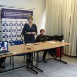 Čiji si ti poslanik? 11