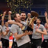 Košarkaši Zvezde otišli pre ceremonije proglašenja pobednika Kupa Koraća 13