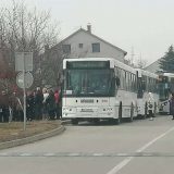 Kosovski mediji: Autobus iz Prizrena kamenovan kod Kruševca, nema povređenih 11