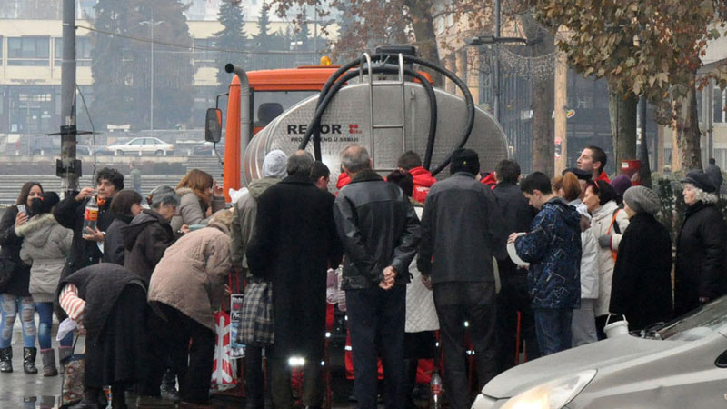 Zbog vrućine cisterne s pijaćom vodom na ulicama Novog Sada 1
