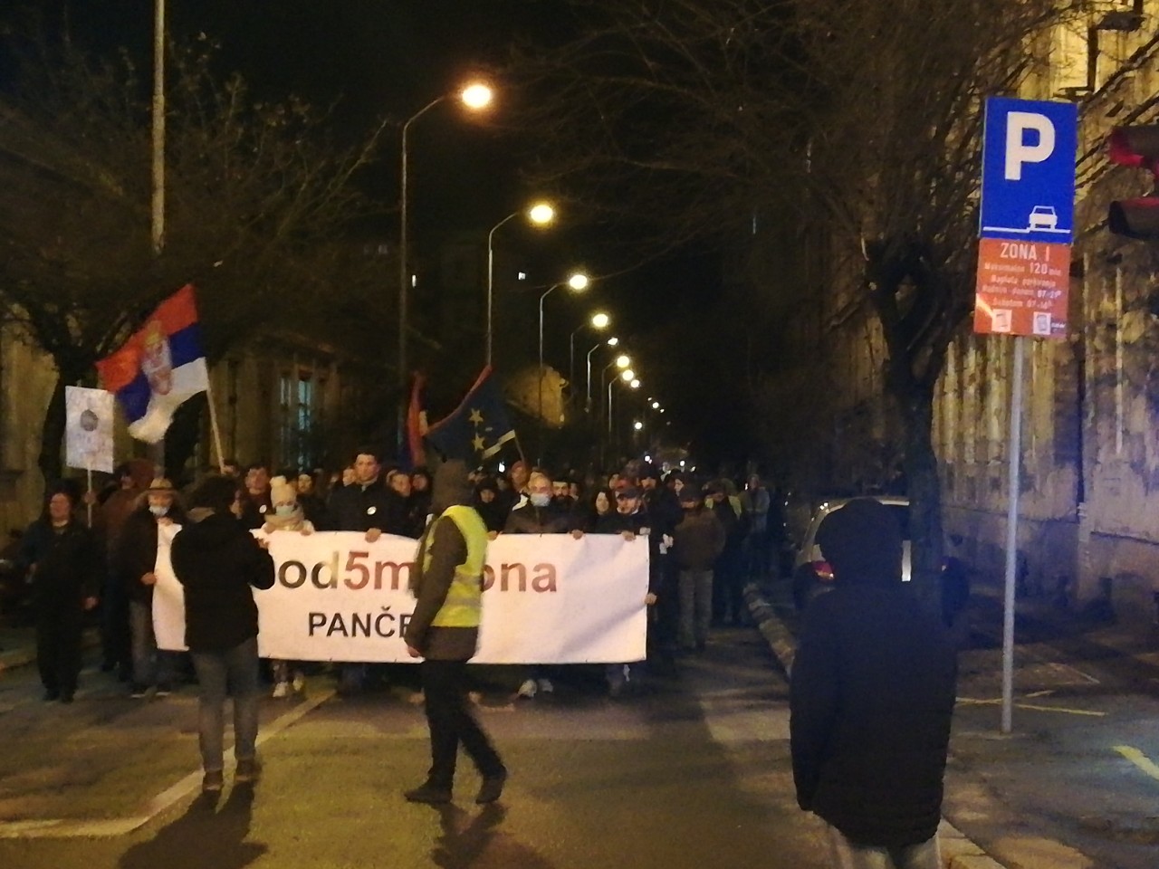 Protesti 1 od 5 miliona u više gradova (VIDEO, FOTO) 12 Protesti 1 od 5 miliona u više gradova (VIDEO, FOTO) 12