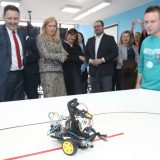 Mašinska škola "Pančevo" dobila kabinet za mehatroniku 5