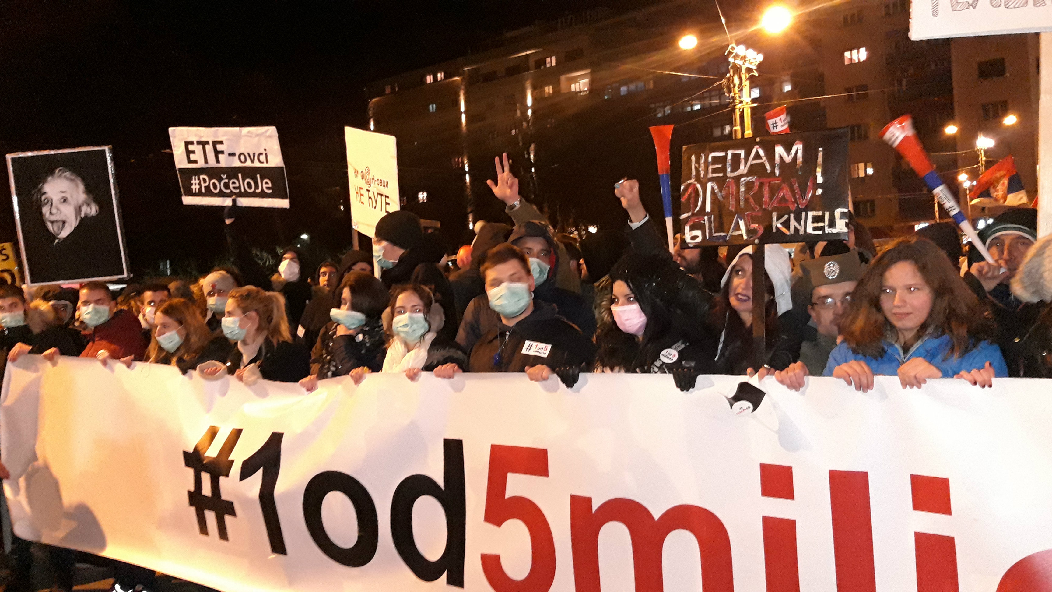 Protest u "tunelu laži" i ispred REM-a (VIDEO) 2