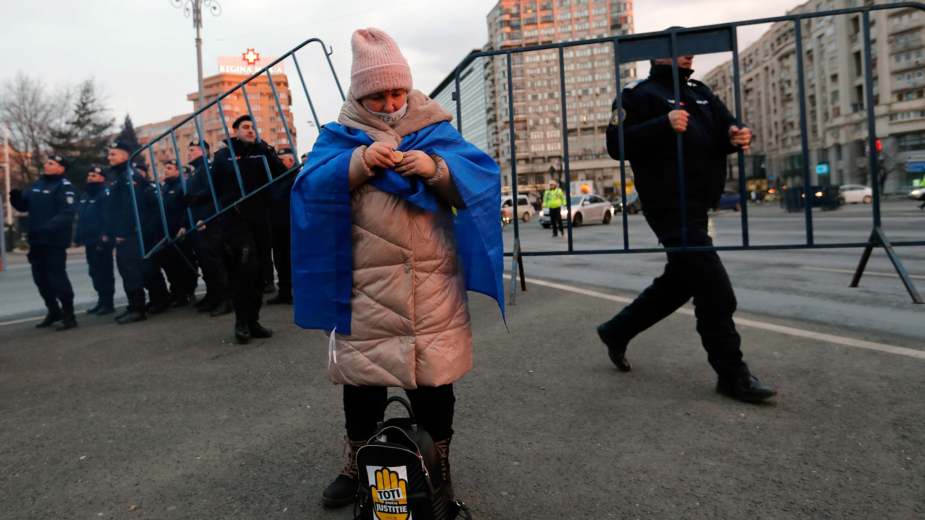 Više hiljada Rumuna izašlo na ulice 1