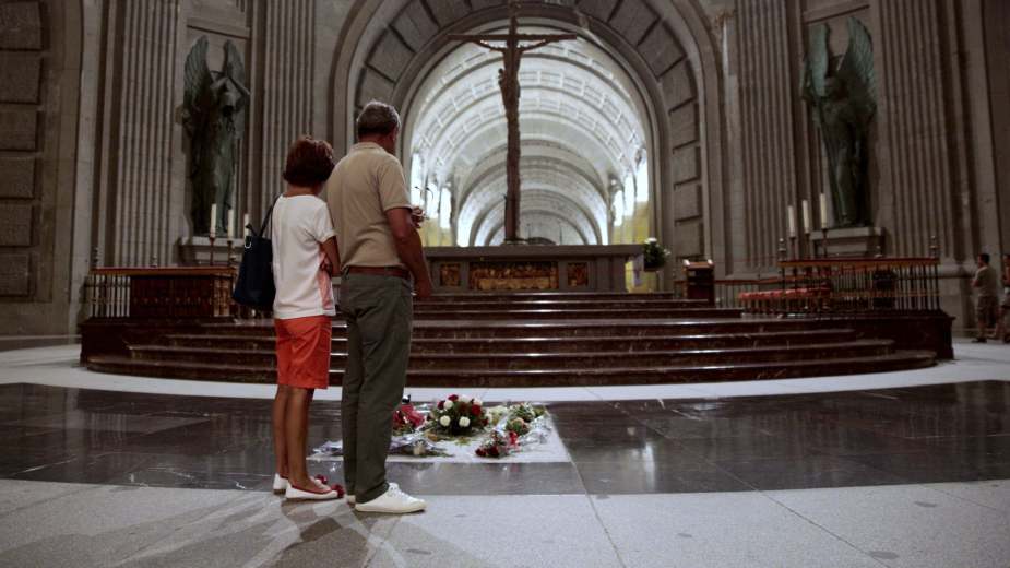 Porodica diktatora Franka ima 15 dana da pronađe novo grobno mesto 1