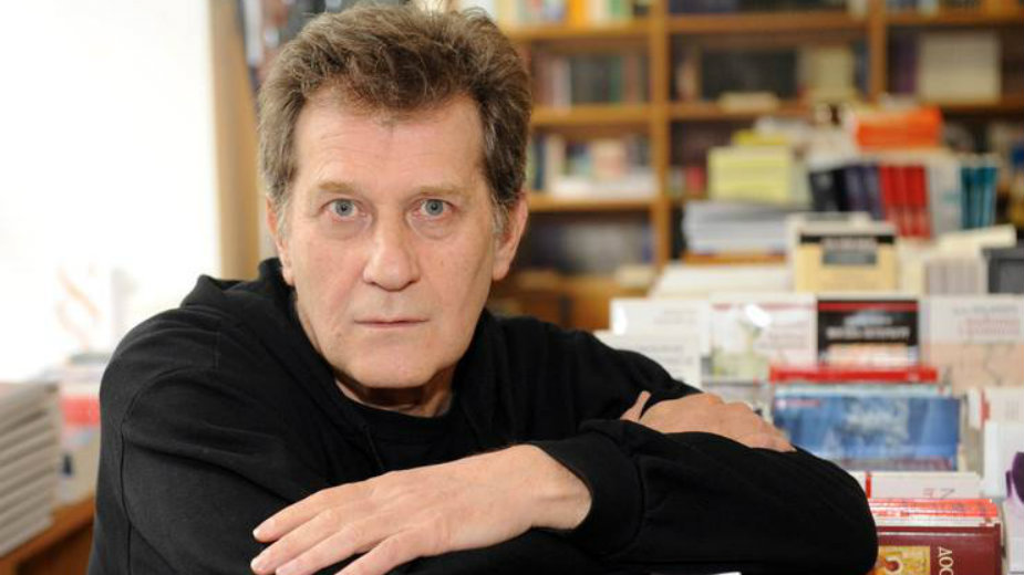 Nagrada “Stanislav Lem” Jovici Aćinu 1 Nagrada “Stanislav Lem” Jovici Aćinu 1