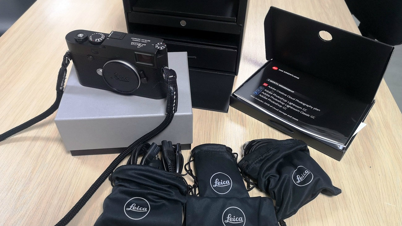 Zaplenjen fotoaparat vredan više od 700.000 dinara 1