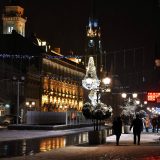 Pao novogodišnji ukras u centru Novog Sada 11