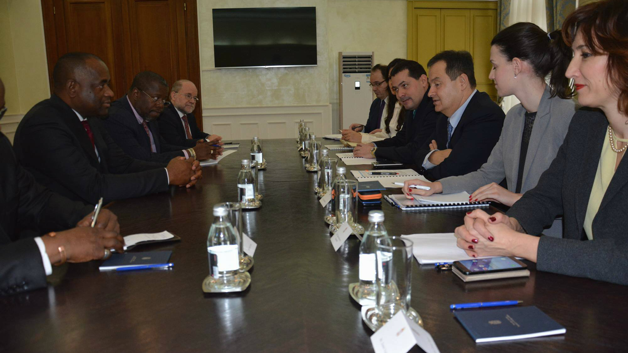 Najavljeno ukidanje viza za Dominiku 1