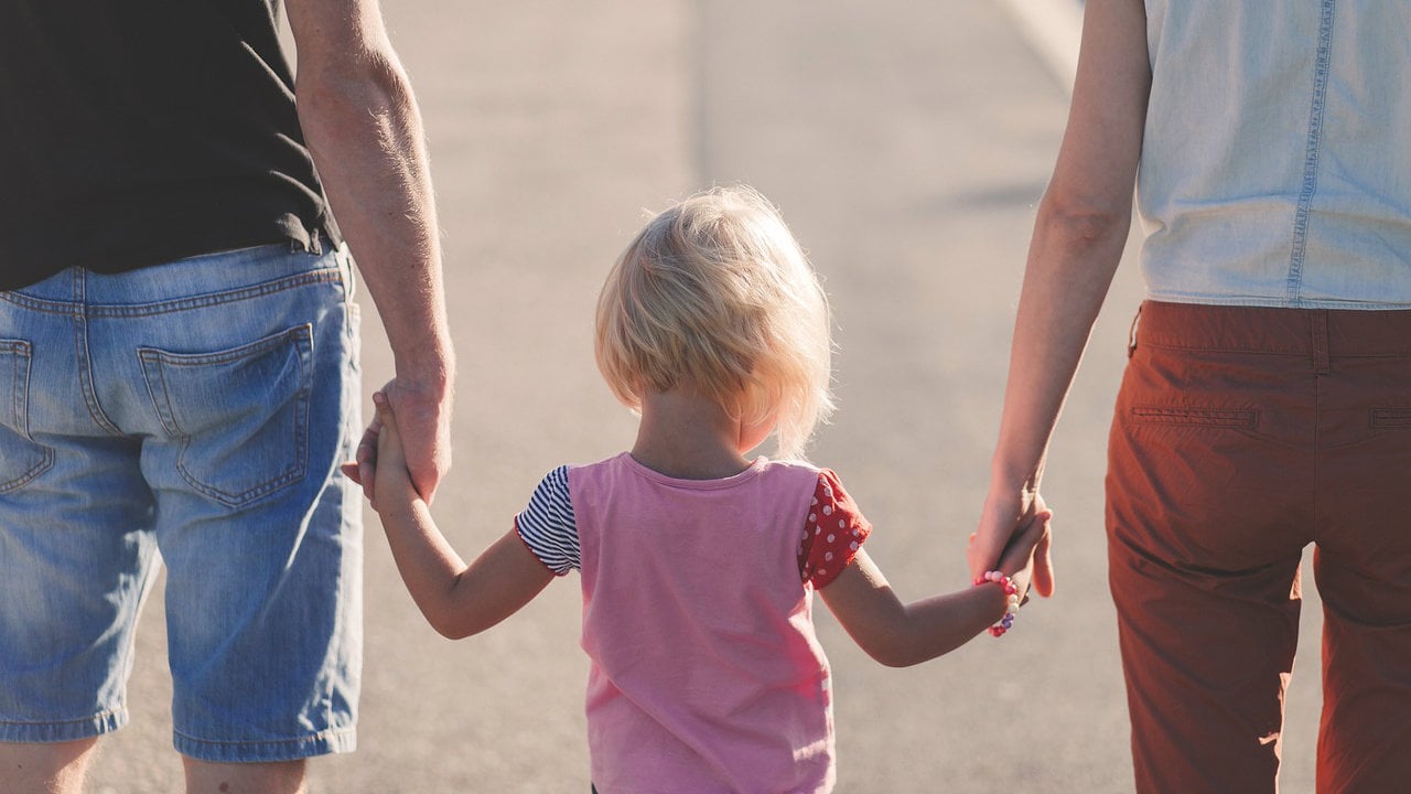 Više od 13.000 mama oštećeno Zakonom o finansijskoj podršci porodici sa decom 1