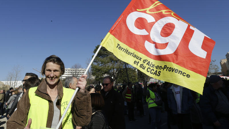 U Francuskoj nekoliko desetina hiljada ljudi na protestu sindikata 1