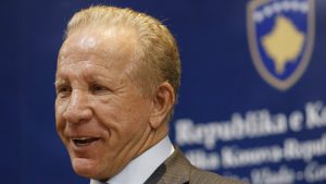 Lider Alijanse za novo Kosovo Bedžet Pacoli podneo je ostavku na mesto predsednika stranke, potvrdio je za Indeks onlajn bivši sekretar stranke Vesel Makoli.