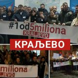 Da li je na III protestima počelo „slaganje kockica“ među opozicijom u Kraljevu? 13