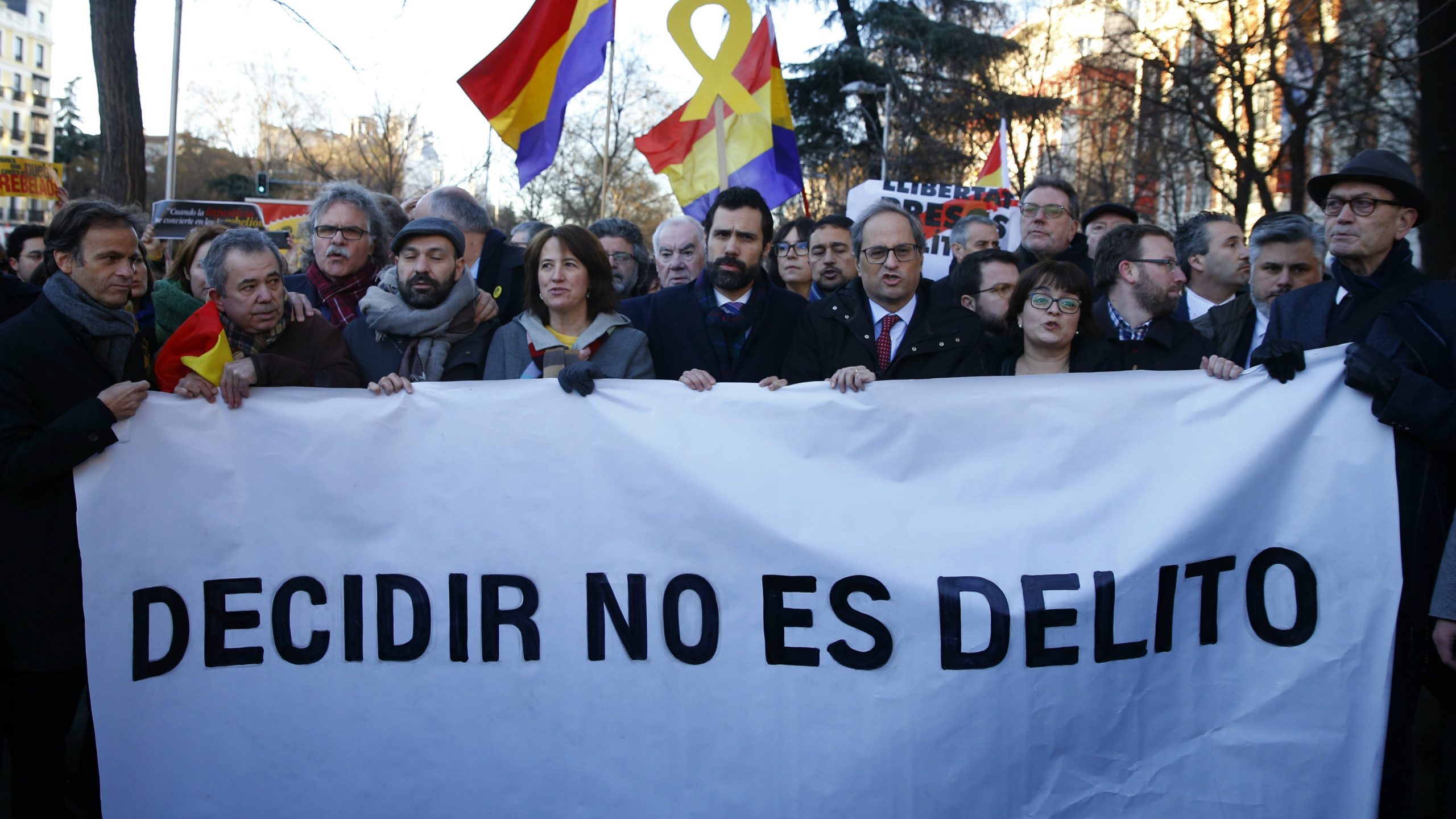 U Madridu počelo suđenje katalonskim separatistima 1