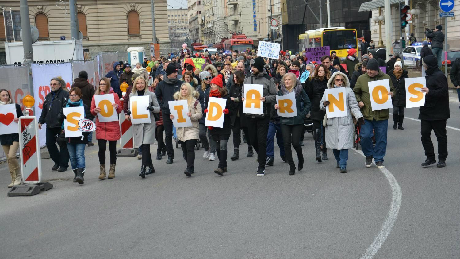 Mame su zakon: Ministar pokušava "trikovima" da oduži izmene i dopune zakona 1