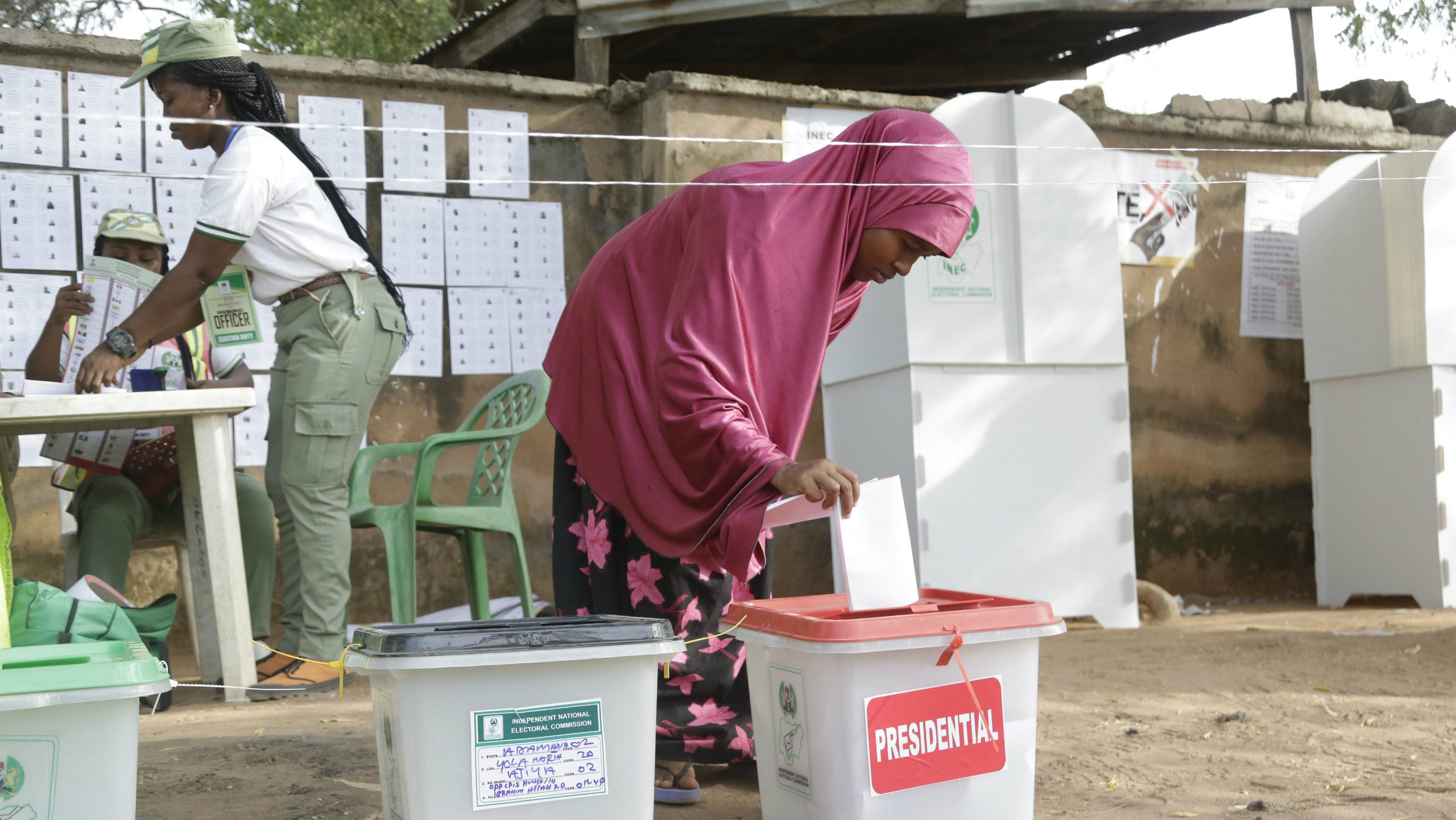 Nigerija: 84 miliona građana danas bira predsednika i poslanike 1