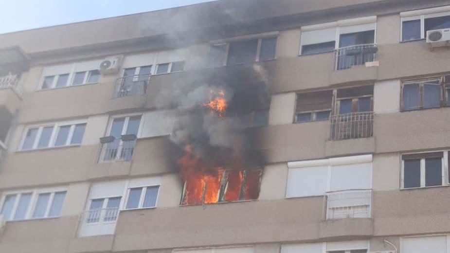 Vatra uništila stan u palati „Morava“ 1