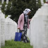 Vlada Federacije BiH proglasila 11. jul Danom žalosti 14