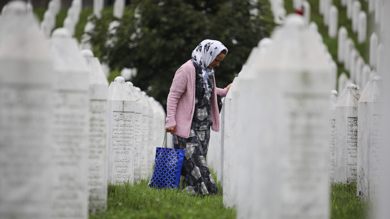 Vlada Federacije BiH proglasila 11. jul Danom žalosti 1